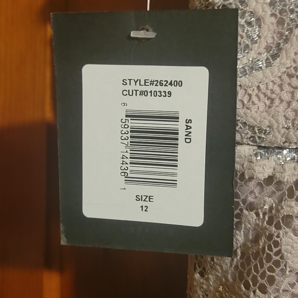 NWT Silver lace Marina dress,  Sz 12 - Picture 8 of 9